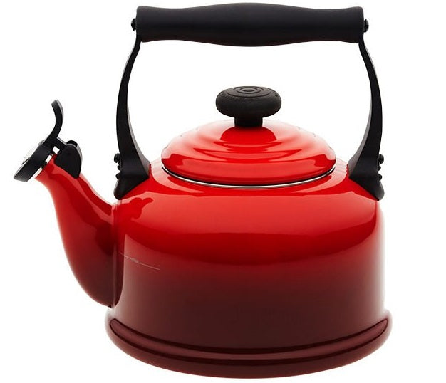 2.1L Traditional Kettle with Fixed Whistle - Cerise